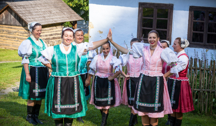 2. fotografia fotogalérie Folklórna skupina Torička